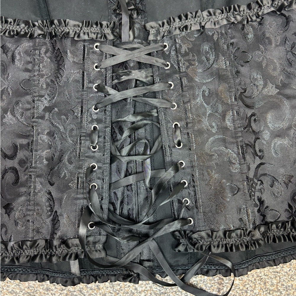 Black lace up corset‎ - Picture 3 of 6